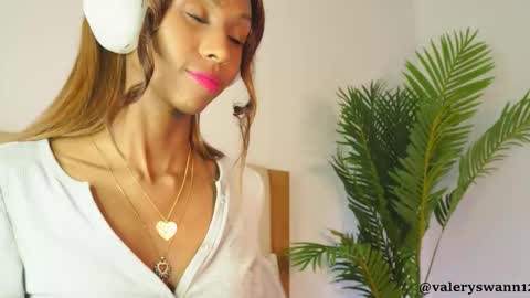 Valery swan1 online show from February 12, 2026, 6:08 am