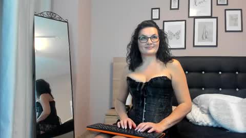 valeryablack online show from November 22, 2025, 7:24 pm
