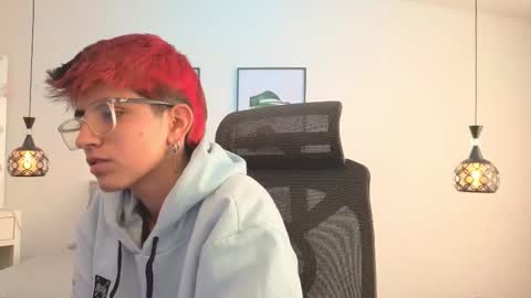 Snapshot of valeryevansvg chatting on November 29, 2025, 12:19 pm Valery online show from November 29, 2025, 12:19 pm