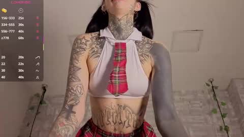 valerykat_ online show from December 3, 2025, 1:09 pm