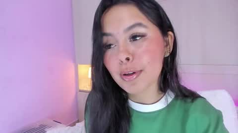 valerymeyerr online show from November 26, 2025, 4:02 am