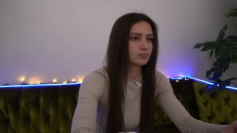 Snapshot of valeryroyale chatting on December 26, 2024, 2:16 pm Valery online show from December 26, 2024, 2:16 pm