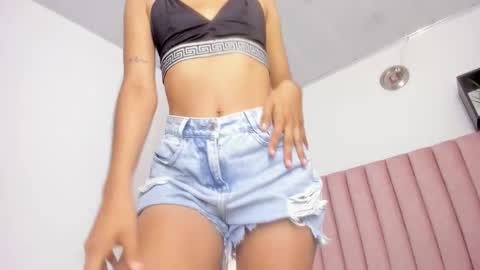 Snapshot of valerysanchezx chatting on December 2, 2025, 11:48 am Lorena online show from December 2, 2025, 11:48 am