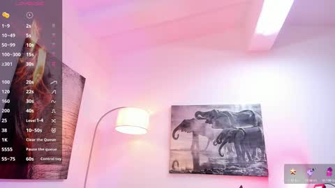 Snapshot of valerywalker7 chatting on February 9, 2025, 7:30 pm Valery Walker online show from February 9, 2025, 7:30 pm