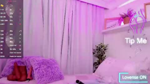 Valery Walker online show from June 24, 2026, 7:02 pm