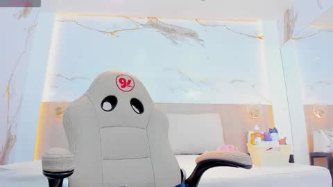  VALIRYA  online show from November 11, 2025, 3:17 am