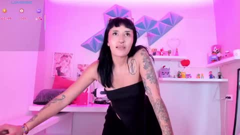 Snapshot of valkiria_ponce chatting on April 23, 2026, 4:35 am Valkiria online show from April 23, 2026, 4:35 am