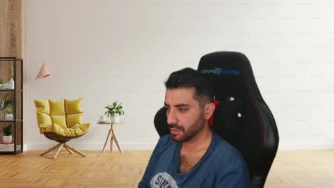 Snapshot of vallartamexi chatting on December 4, 2025, 3:10 pm Roberto Carlos online show from December 4, 2025, 3:10 pm