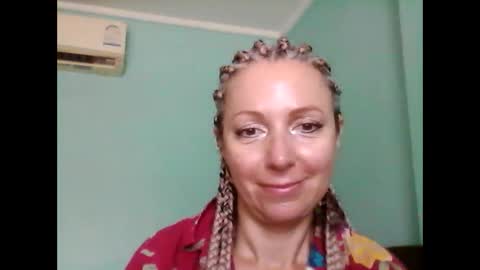 ValleriWind online show from February 11, 2025, 4:11 am