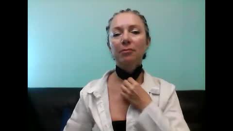 ValleriWind online show from February 16, 2025, 11:26 pm