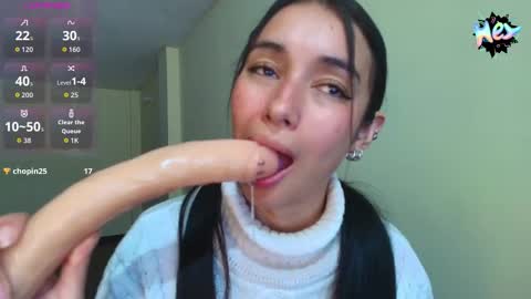 Snapshot of vallery_evanss chatting on February 4, 2026, 1:33 am Taty independent account online show from February 4, 2026, 1:33 am