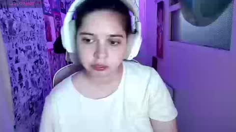 Im Violet online show from March 12, 2026, 1:56 am