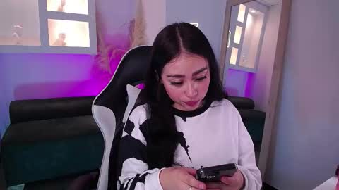 vallolett__ online show from March 25, 2026, 11:55 pm