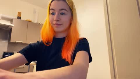 Emily online show from February 25, 2026, 3:32 pm