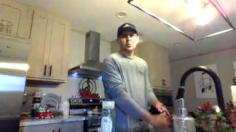 Snapshot of valvenus101 chatting on December 2, 2025, 6:14 pm Val Venus online show from December 2, 2025, 6:14 pm