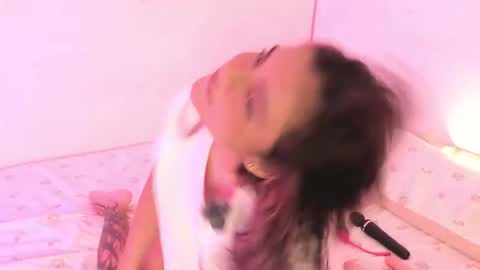 Snapshot of valy_shyness chatting on October 10, 2025, 8:30 pm valy_shyness online show from October 10, 2025, 8:30 pm