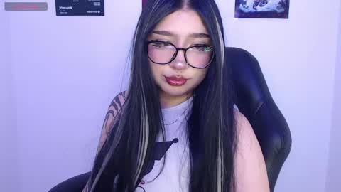 Snapshot of vammpyjane chatting on May 9, 2026, 1:33 am vammpyjane online show from May 9, 2026, 1:33 am