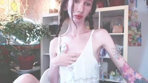 Mollyy Valentine online show from August 2, 2026, 10:19 pm