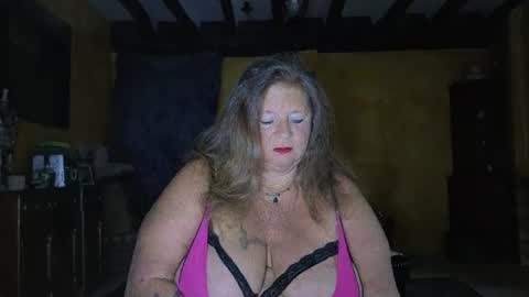 Snapshot of vampwoman chatting on November 3, 2025, 6:58 am vampwoman online show from November 3, 2025, 6:58 am