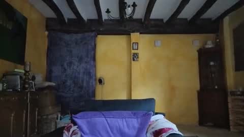 Snapshot of vampwoman chatting on November 6, 2025, 7:20 am vampwoman online show from November 6, 2025, 7:20 am