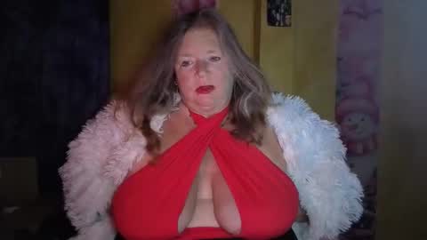 Snapshot of vampwoman chatting on December 15, 2025, 7:45 am vampwoman online show from December 15, 2025, 7:45 am