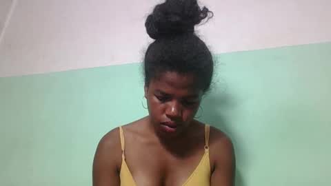 vanafiry online show from February 2, 2025, 4:32 pm