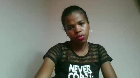 Snapshot of vanafiry chatting on March 27, 2026, 9:42 am vanafiry online show from March 27, 2026, 9:42 am