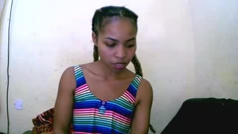 vanah344375 online show from September 28, 2025, 3:50 pm