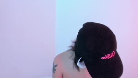 Snapshot of vandalovee chatting on April 27, 2026, 6:50 pm Babi Alu online show from April 27, 2026, 6:50 pm