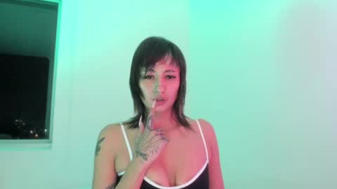 Snapshot of vandalovee chatting on May 16, 2026, 3:47 am Babi Alu online show from May 16, 2026, 3:47 am