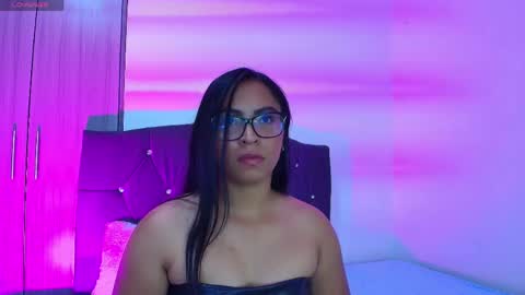 Vanesa online show from May 21, 2026, 1:12 am