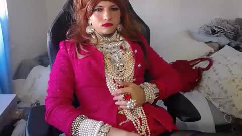 Snapshot of vanesacrossri chatting on October 24, 2025, 8:11 am vanesacrossri online show from October 24, 2025, 8:11 am