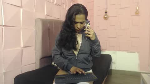 Snapshot of vanessa_7_ chatting on November 27, 2025, 7:05 pm Vanessa online show from November 27, 2025, 7:05 pm