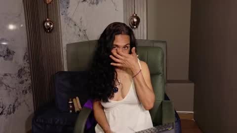 Snapshot of vanessa_7_ chatting on December 5, 2025, 8:38 pm Vanessa online show from December 5, 2025, 8:38 pm