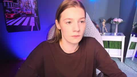 Vanessa online show from April 15, 2026, 4:03 pm