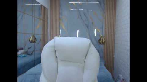 Snapshot of vanessa_f chatting on June 27, 2026, 1:06 pm vanessa online show from June 27, 2026, 1:06 pm