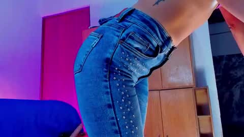 Vanessa online show from January 7, 2026, 5:37 pm