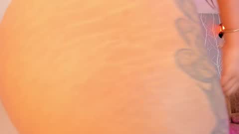    online show from February 19, 2025, 12:33 pm