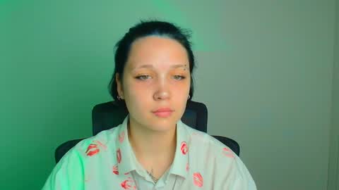 Snapshot of vanessa_lissme chatting on May 5, 2026, 7:05 am Vanessa online show from May 5, 2026, 7:05 am