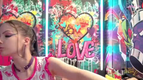 Snapshot of vanessa_love chatting on May 24, 2026, 4:12 pm Vanessa online show from May 24, 2026, 4:12 pm
