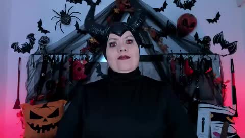 Vanessa online show from November 2, 2025, 11:56 am