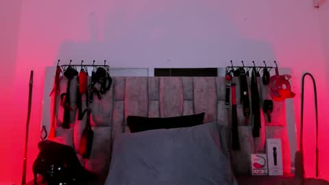 Snapshot of vanessa_moka chatting on February 21, 2026, 12:06 pm Vanessa online show from February 21, 2026, 12:06 pm