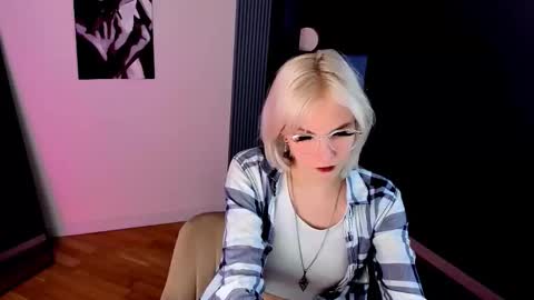 Snapshot of vanessaaustin chatting on February 23, 2026, 2:58 pm Vanessa online show from February 23, 2026, 2:58 pm