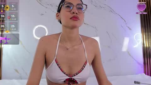 Snapshot of vanessaboch chatting on March 25, 2026, 7:53 pm Vanessa online show from March 25, 2026, 7:53 pm