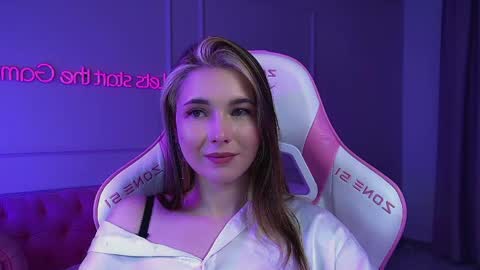 Vanessa online show from April 24, 2026, 6:32 pm