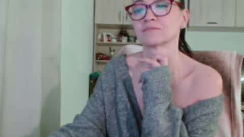 Vanessa online show from February 26, 2026, 6:18 pm