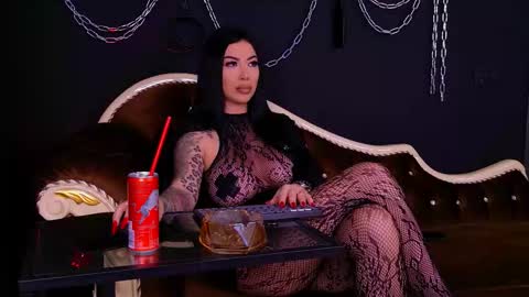 Miss Vanessa online show from February 20, 2026, 9:15 pm