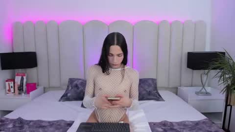 Snapshot of vanessaparis_ chatting on November 14, 2025, 8:51 pm Vanessa Sexy Paris online show from November 14, 2025, 8:51 pm