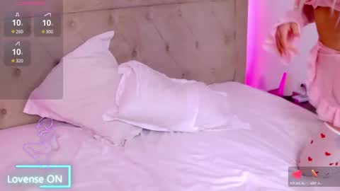 Snapshot of vanessavanne chatting on March 6, 2025, 7:54 pm Vanessa online show from March 6, 2025, 7:54 pm