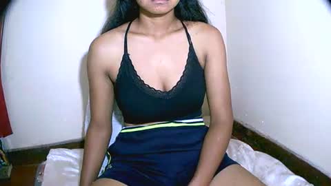 Snapshot of vanih27 chatting on March 23, 2026, 7:01 am vanih27 online show from March 23, 2026, 7:01 am